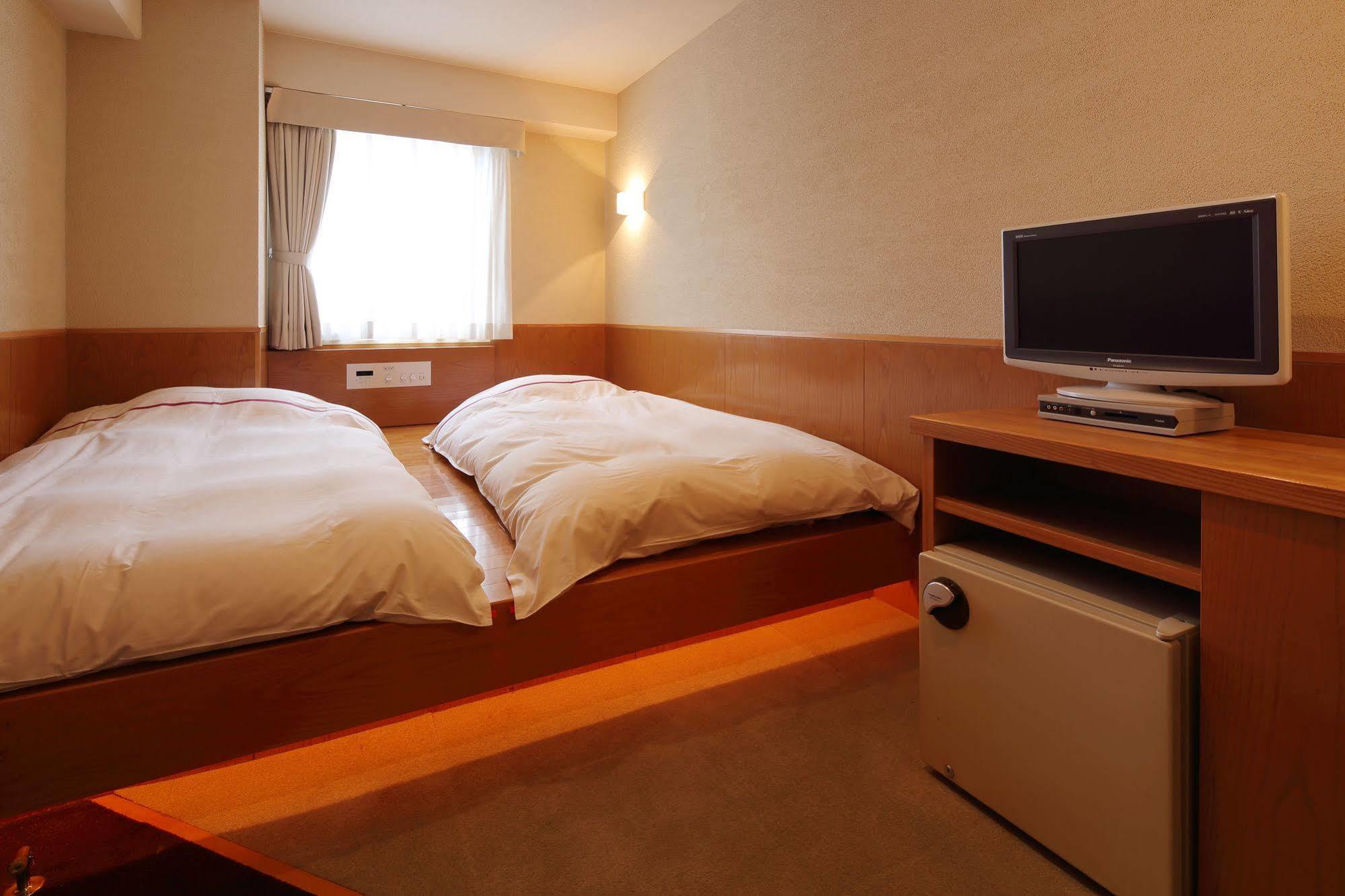 Okayama View Hotel Exteriör bild